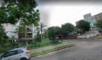Condomínio Maison Des Fleurs em Porto Alegre