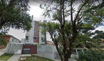Condomínio Manhattan em Curitiba
