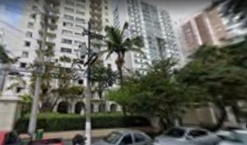 Condomínio Mansão La Bruyere em São Paulo