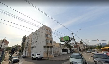 Condomínio Menes em Porto Alegre