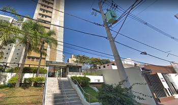 Condomínio Menotti Del Picchia em Campinas