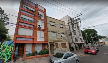 Condomínio Paris em Porto Alegre