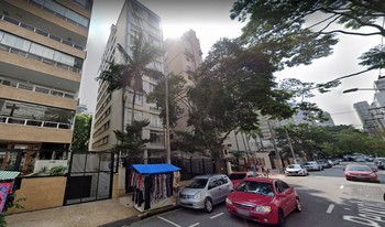 Condomínio Peixoto Gomide em São Paulo
