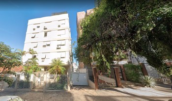 Condomínio Petit Chateau em Porto Alegre