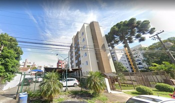 Condomínio Ponciana Regia em Curitiba