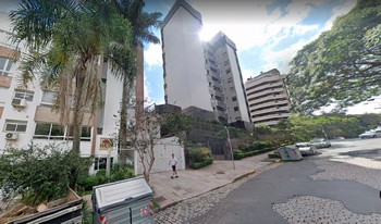 Condomínio Residêncial Hayet em Porto Alegre