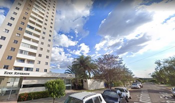 Imagem de fundo do Condomínio Riverside Park em Campo Grande