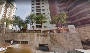Imagem de fundo do Condomínio Riverside em Uberlândia