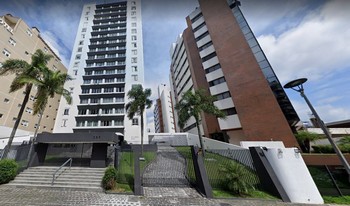 Imagem de fundo do Condomínio Riviera em Curitiba