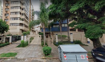 Condomínio Saint James em Porto Alegre