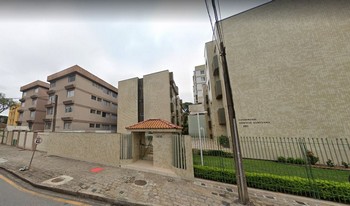 Condomínio Sant'anna em Curitiba