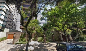 Condomínio Solar Valencia em Porto Alegre