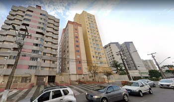 Condomínio Torres Vedras em Curitiba