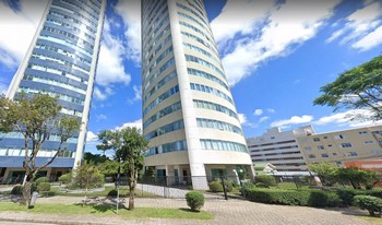 Condomínio Tour De La Ville em Curitiba