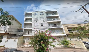 Condomínio Travessa Azevedo em Porto Alegre