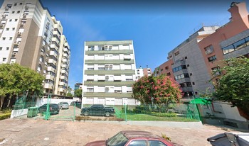 Condomínio Veneza Iii em Porto Alegre