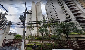 Condomínio Villaggio Di Lucca E Villaggio Di Ferrara em São Paulo