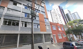 Imagem de fundo do Condomínio Vitória Regia em Curitiba