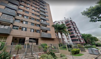 Condomínio Vivendas Parati em Porto Alegre