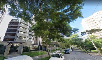 Condomínio Zarhle em Curitiba