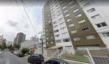 Condomínio Zeferino Pianowski em Curitiba