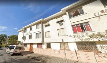 Condomínio Edifício Zizinha