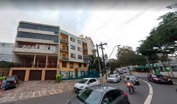 Condomínio Edifico Plinio em Porto Alegre