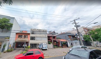 Condomínio Edifio Castro Alves em Porto Alegre