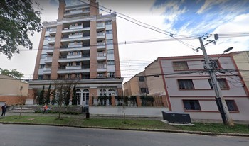 Condomínio England Residence em Curitiba