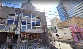 Condomínio Galeria Lila Gouveia em Curitiba