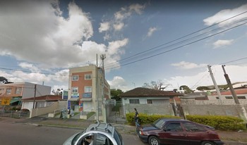 Condomínio Naipi em Curitiba