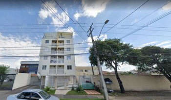 Condomínio Residêncial Anne Frank em Curitiba