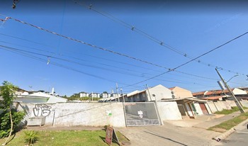 Condomínio Residêncial Aroeira I em Curitiba