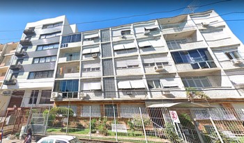 Condomínio Residêncial Carlos Reverbel em Porto Alegre