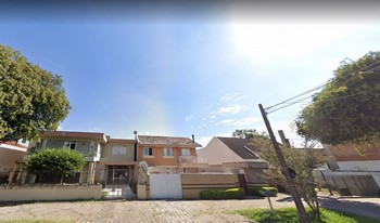 Condomínio Residêncial Chile em Curitiba