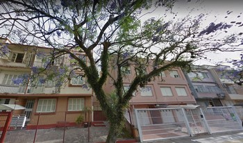 Condomínio Residêncial Edifício Sapapuy em Porto Alegre