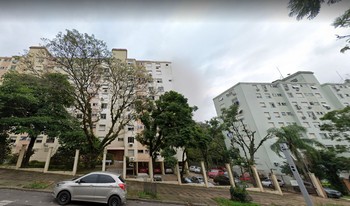 Condomínio Residêncial Jardim Dos Jacarandás em Porto Alegre