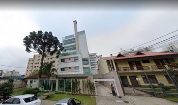 Condomínio Residêncial Lanai em Curitiba