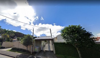 Condomínio Residêncial Model Iv em Curitiba