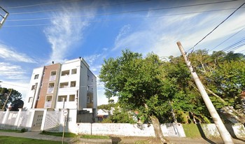 Condomínio Residêncial Mydori Guerios em Curitiba