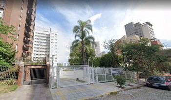 Condomínio Residêncial Príncipe De Constantino em Porto Alegre