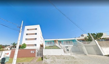 Condomínio Residêncial Professora Olga Balster em Curitiba