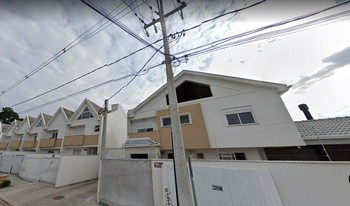 Condomínio Residêncial Ravena em Curitiba