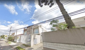 Condomínio Residêncial Smallville em Curitiba