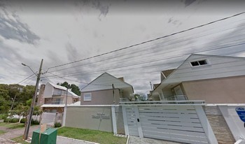 Condomínio Residêncial Village Do Bosque em Curitiba