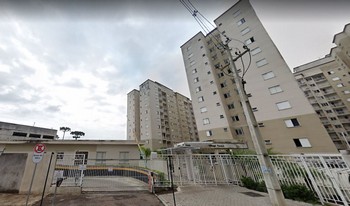 Condomínio Residêncial Village Paraná em Curitiba