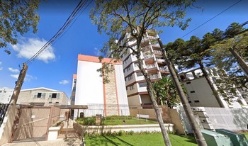 Condomínio Saint Dessire em Curitiba
