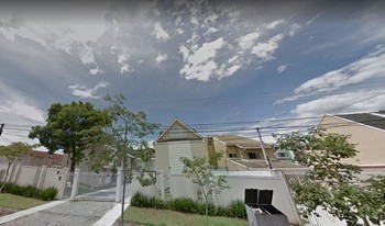 Condomínio Vila Dos Ipes em Curitiba
