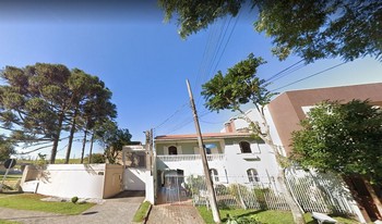 Condomínio Villaggio Caron em Curitiba