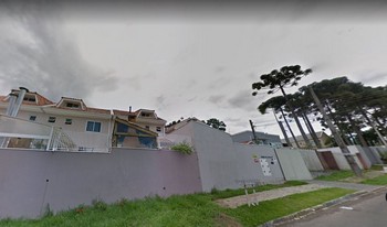 Condomínio Villagio Das Azaléas Ii em Curitiba